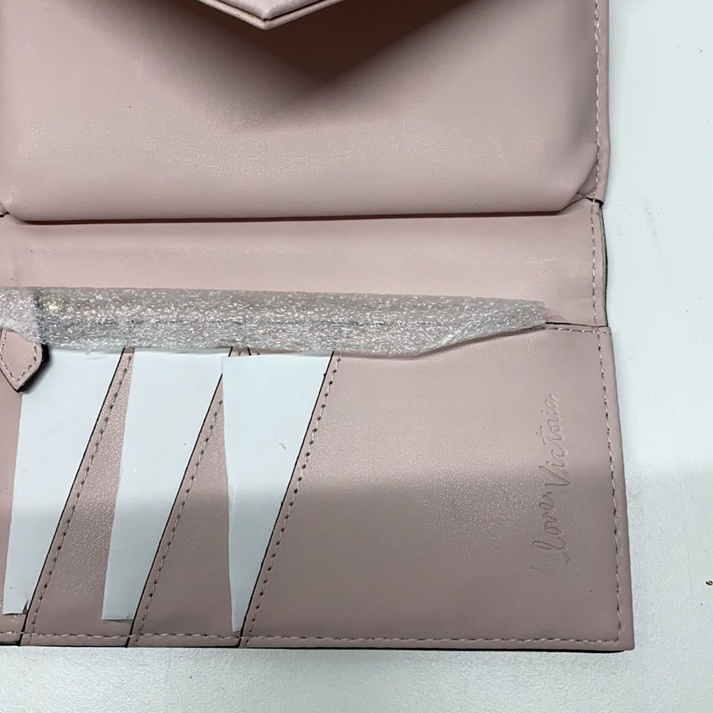 🔥VICTORIA SECRET WALLET WOMENS NEW - Picture 5 of 7
